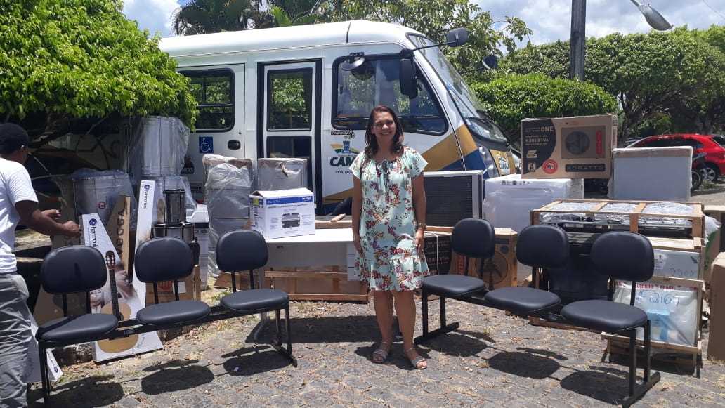 MICRO ÔNIBUS E EQUIPAMENTOS NOVOS